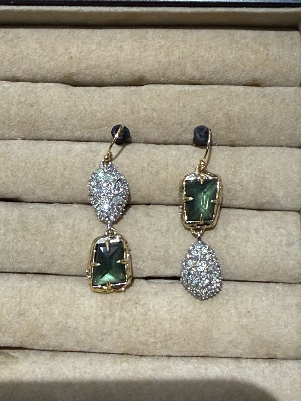Gorgeous evening wear earrings